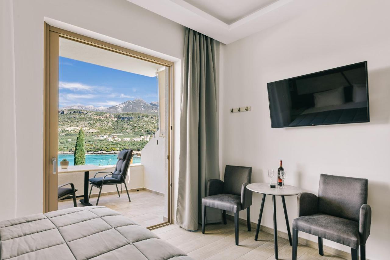 Lighthouse Apartments Stoúpa Dış mekan fotoğraf