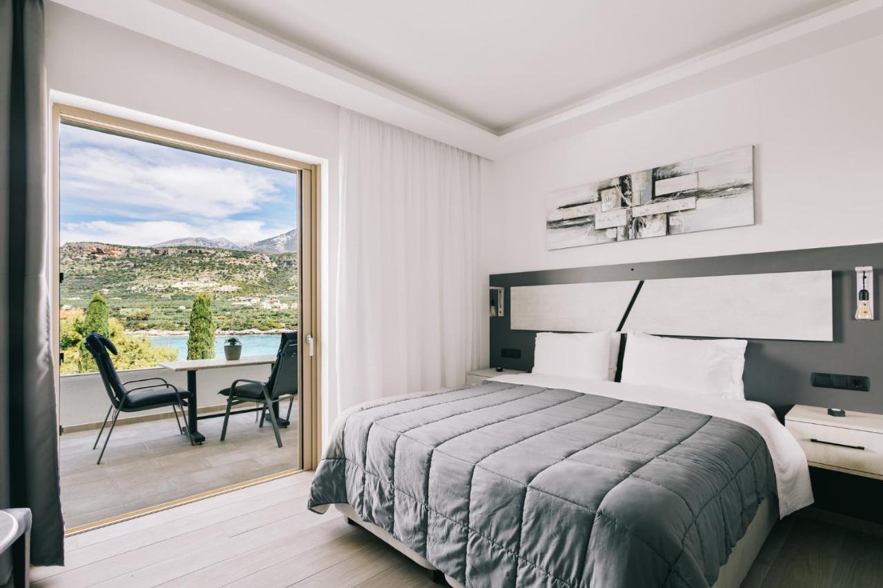 Lighthouse Apartments Stoúpa Dış mekan fotoğraf