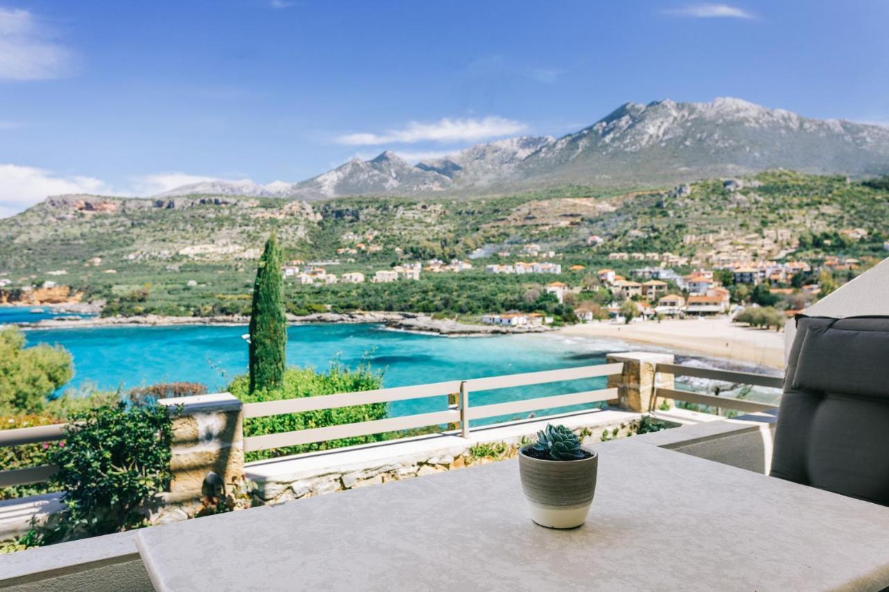 Lighthouse Apartments Stoúpa Dış mekan fotoğraf
